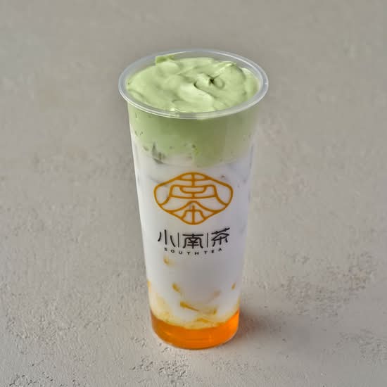 Mango Coconut Milk with Matcha Cheese Foam 青山芒芒